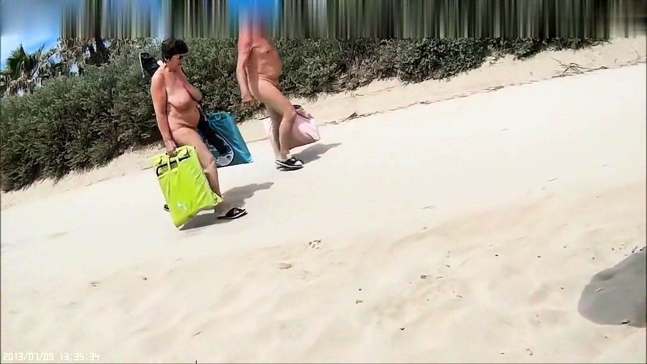 Free Mobile Porn Videos - Mature Couple Caught Fucking On Beach By Voyeur  Spy Camera - 3885124 - VipTube.com