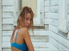 Here is video which is including Blake Lively hot scene